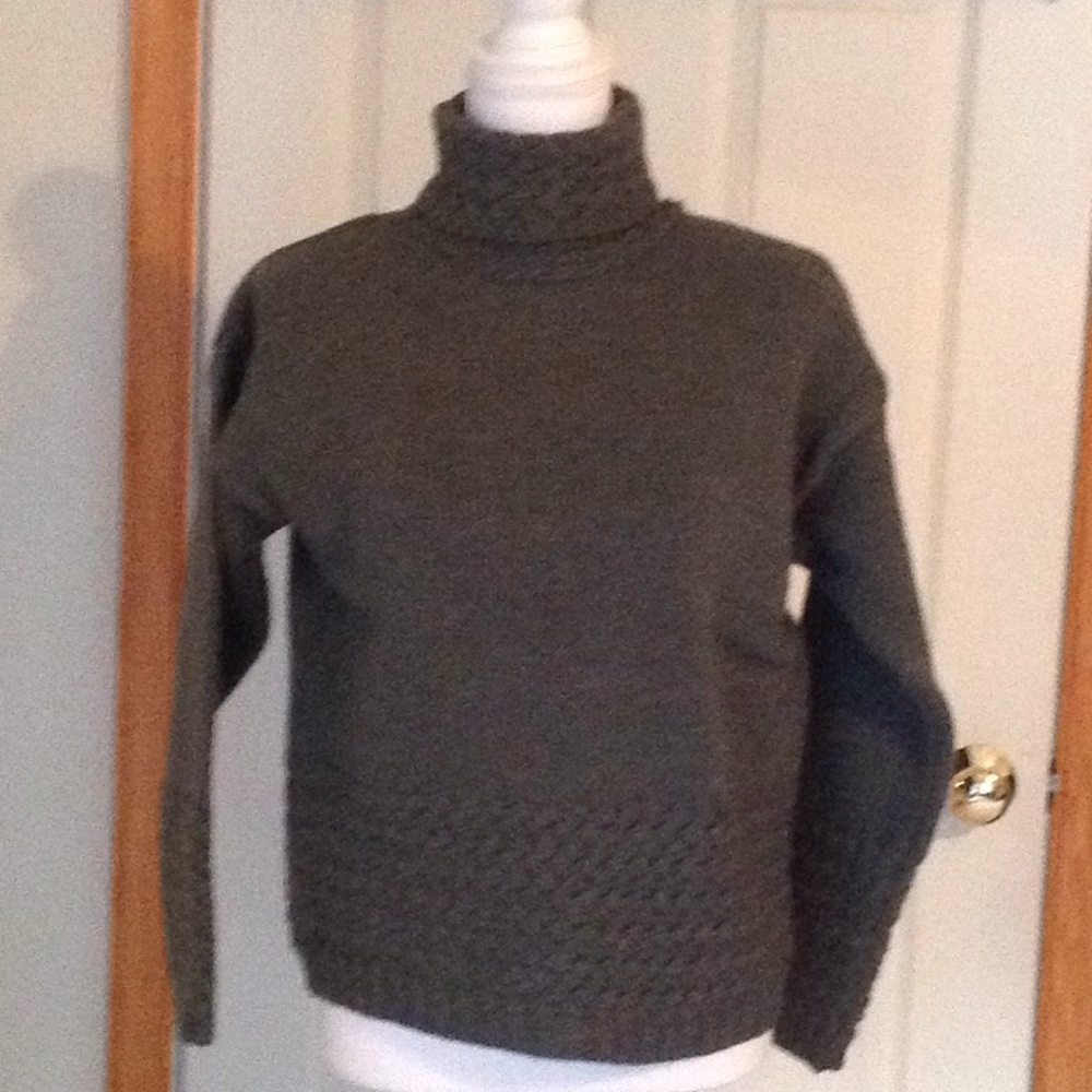 INIS CRAFTS. Made in IRELAND